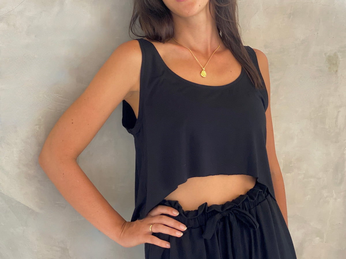 RETREAT | SMILE The Perfectly Cropped Vest