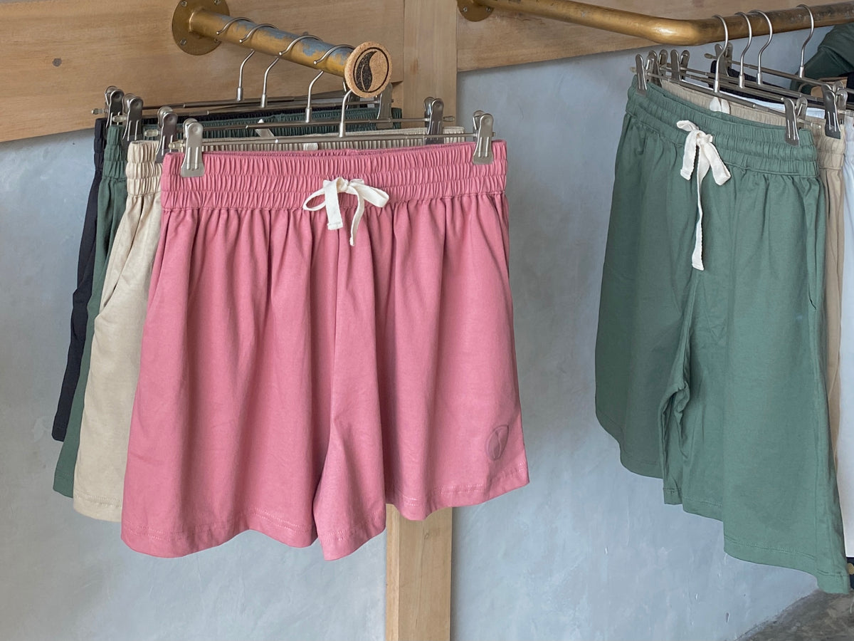 RELAX | The Cropped Shorts